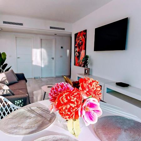 Skyline Floor 28 Sea Views Apartman Benidorm Kültér fotó