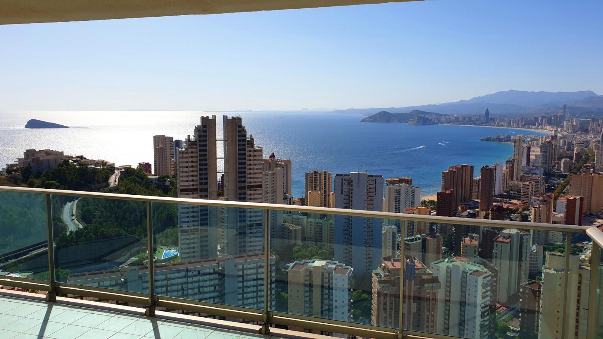 Skyline Floor 28 Sea Views Apartman Benidorm Kültér fotó